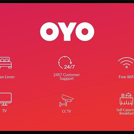 Oyo 2075 Hotel Kota Royal Buitenkant foto