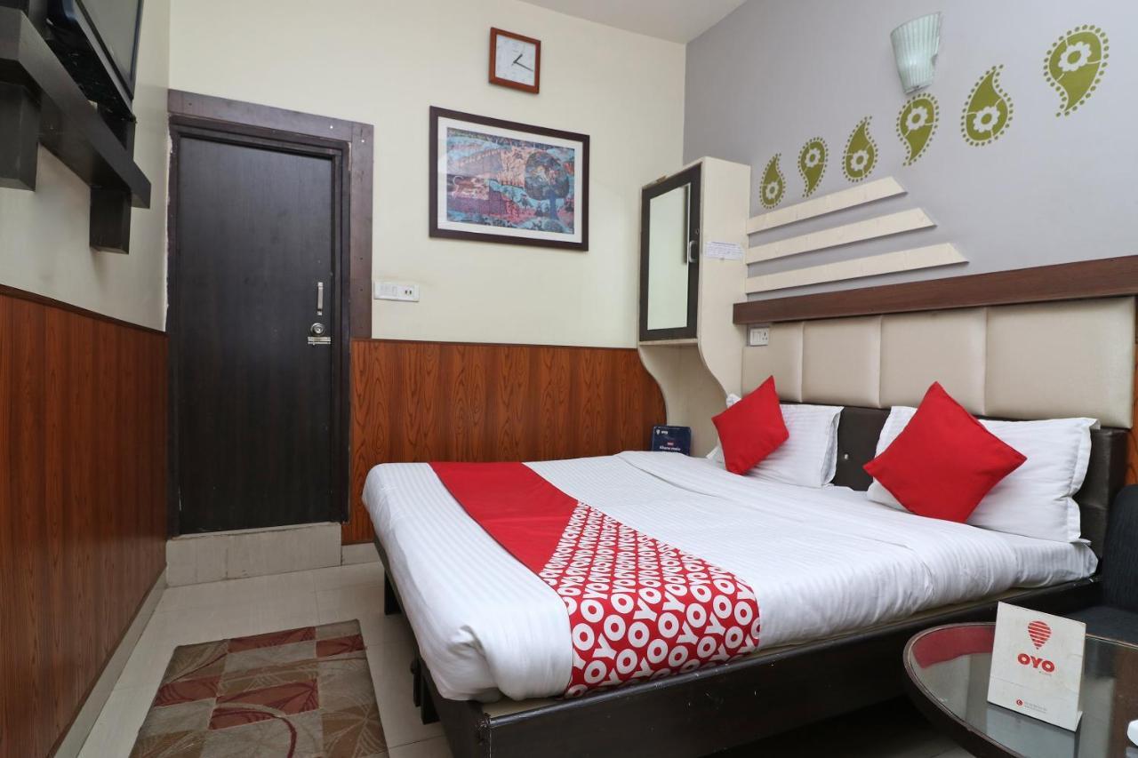 Oyo 2075 Hotel Kota Royal Buitenkant foto